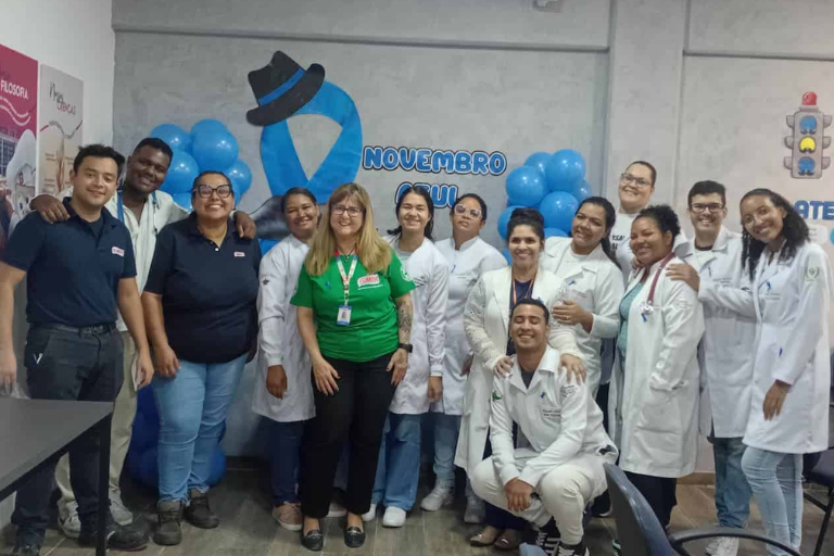 No ritmo do Novembro Azul, nossos alunos levaram cuidado e prevenção até a fábrica da Bimbo.